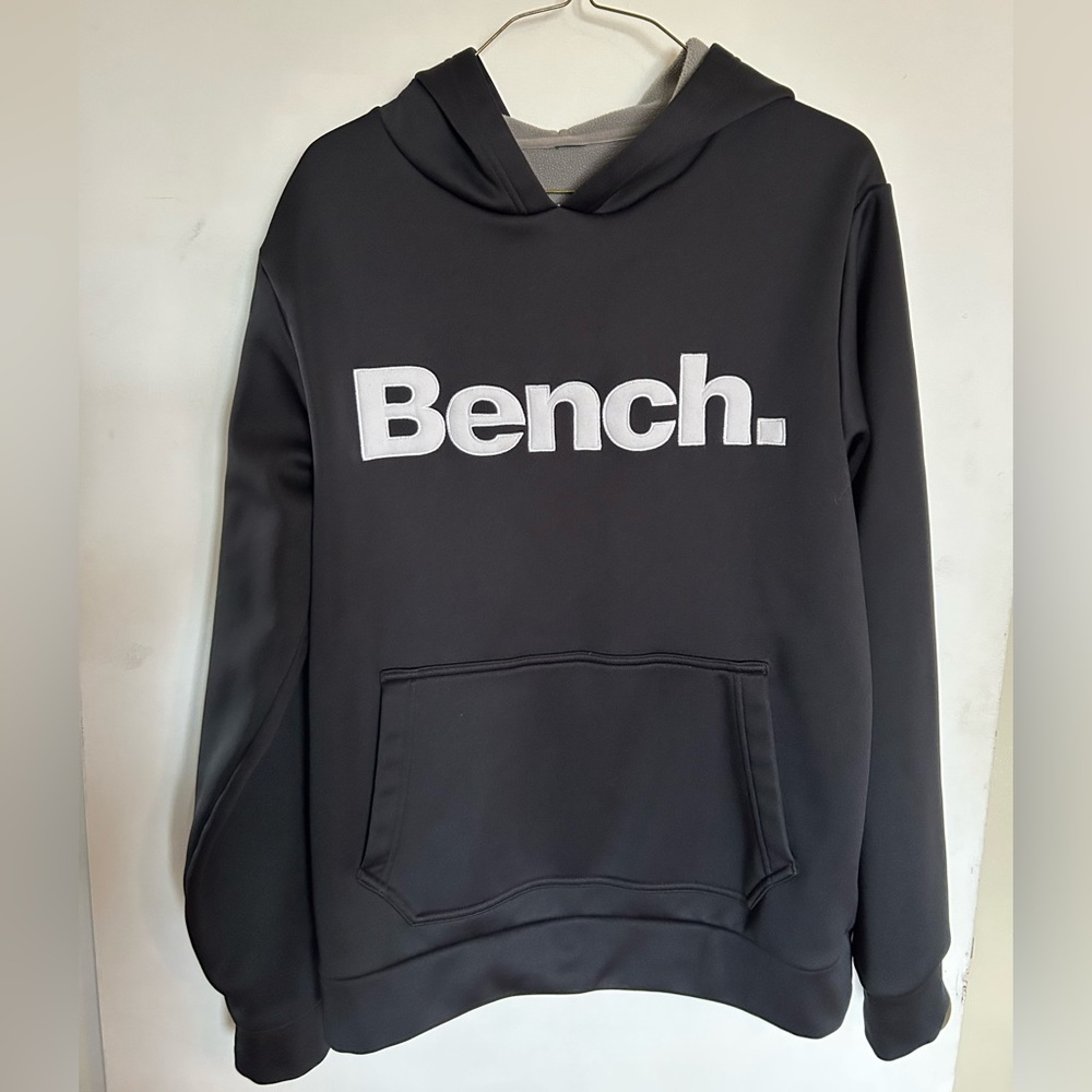 Bench Men’s Hoodie - Medium